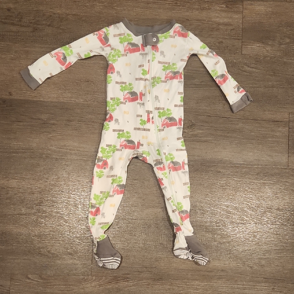 Burt's Bees Baby White and Gray Animal Print Footie